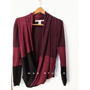 MAX studio sweater size M
